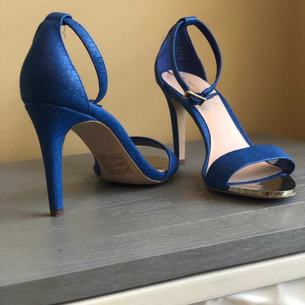 Aldo 3” royal blue ankle strap heels